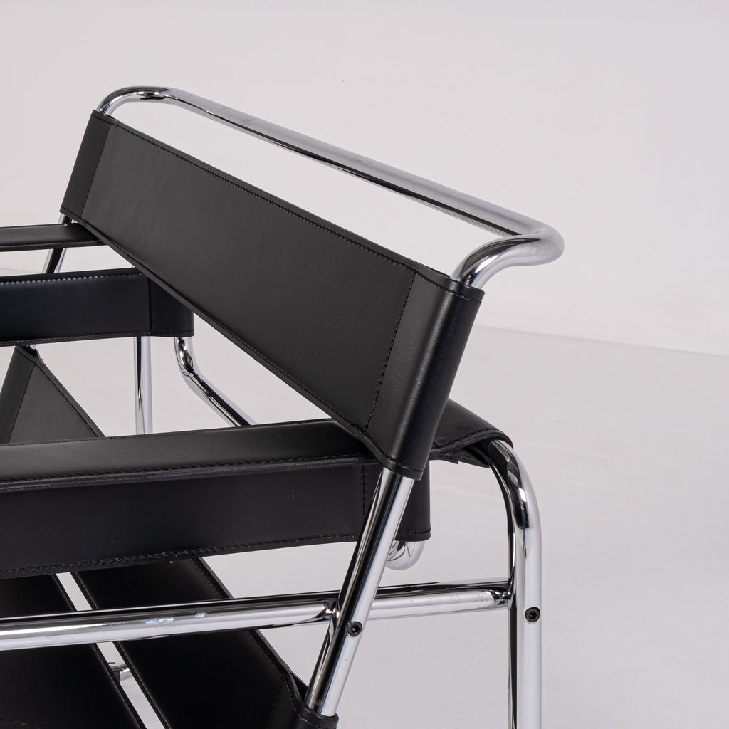 Chaise Wassily B3 – design Marcel Breuer pour Knoll