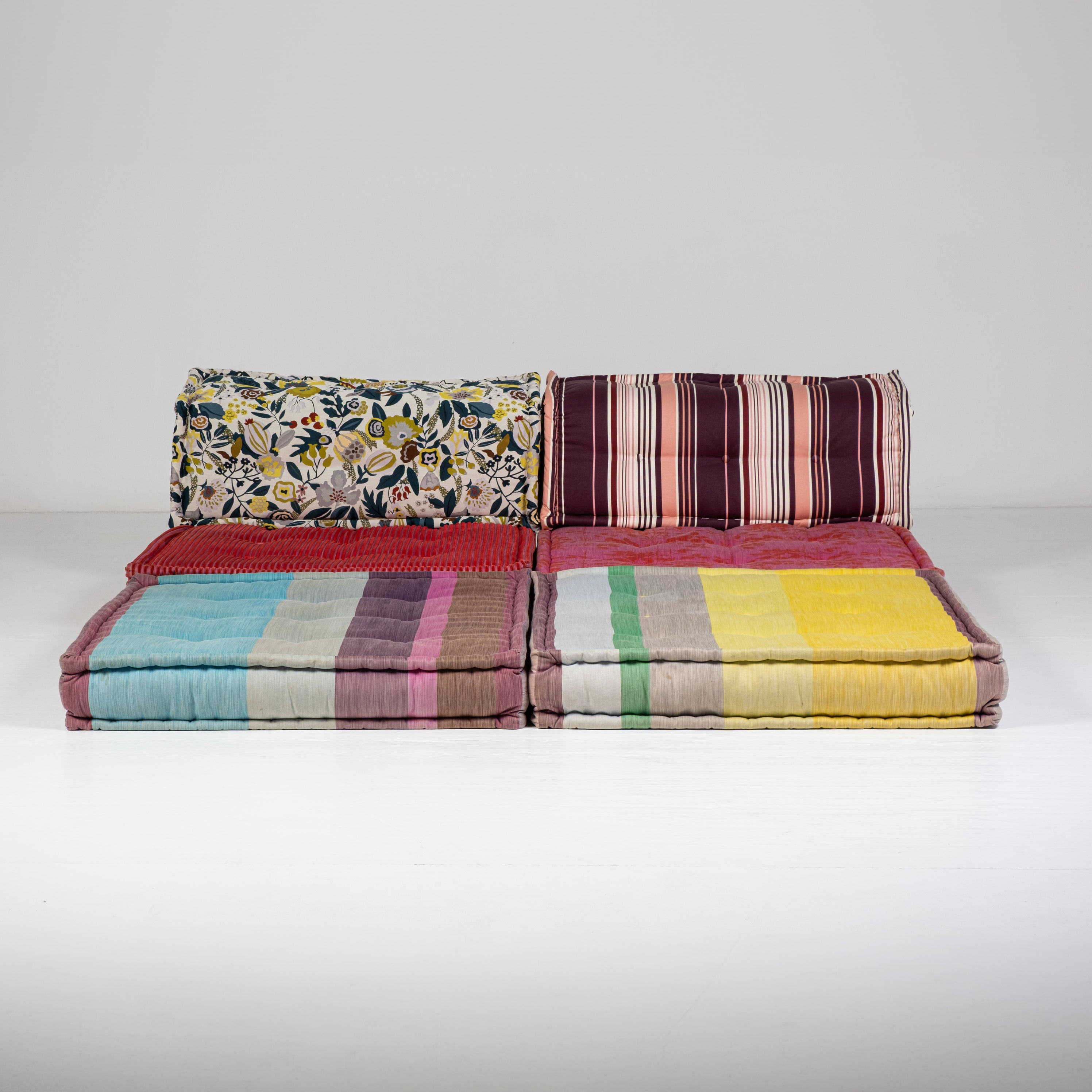 Mah Jong Sofa – design Hans Hopfer for Roche Bobois