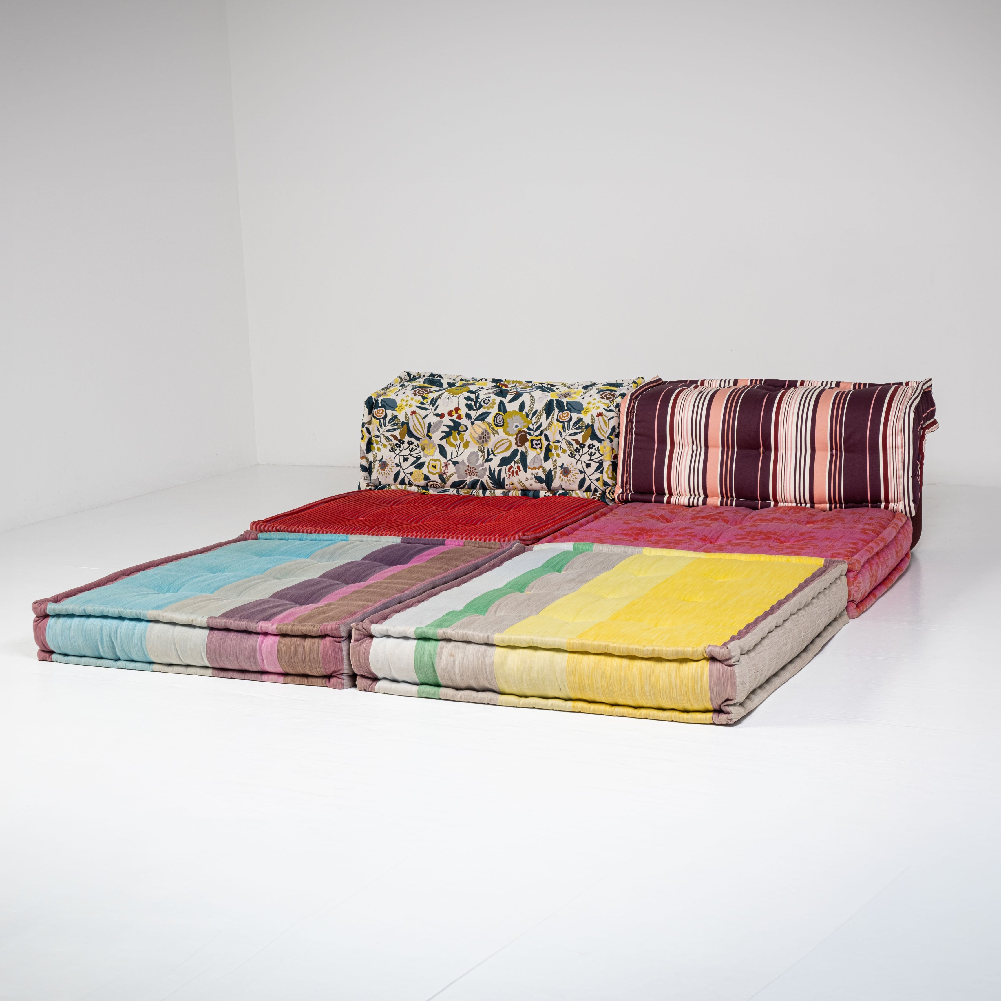 Mah Jong Sofa – design Hans Hopfer for Roche Bobois