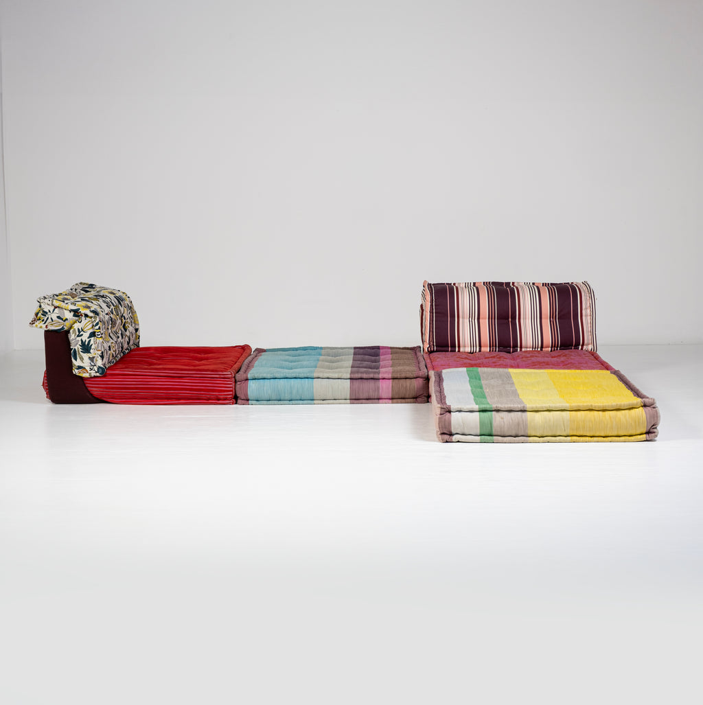 Mah Jong Sofa – design Hans Hopfer for Roche Bobois