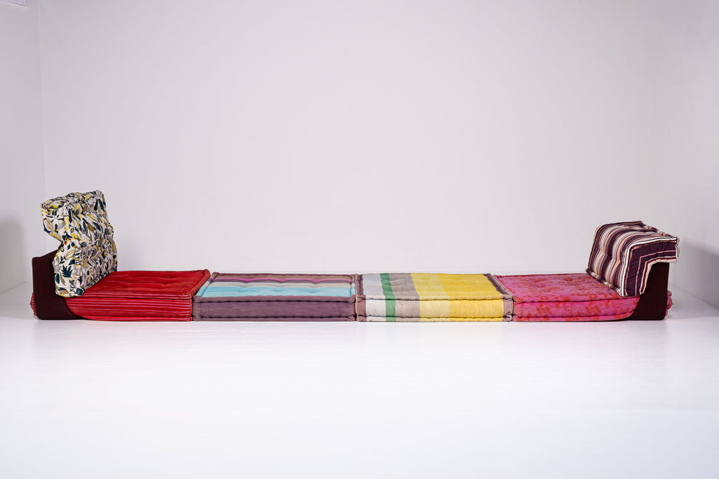 Mah Jong Sofa – design Hans Hopfer for Roche Bobois
