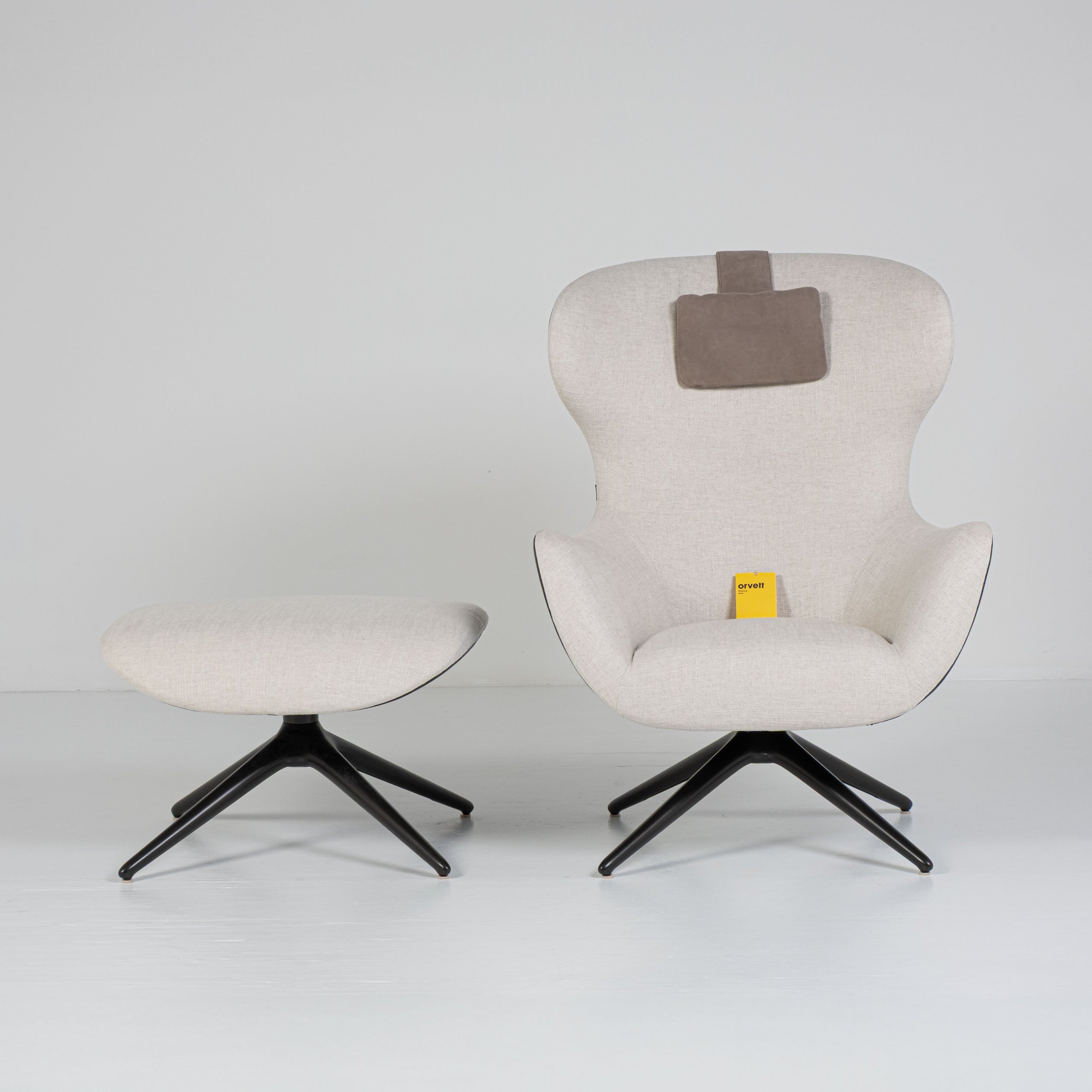 Poltrona Mad Joker con Pouf – Design Marcel Wanders per Poliform