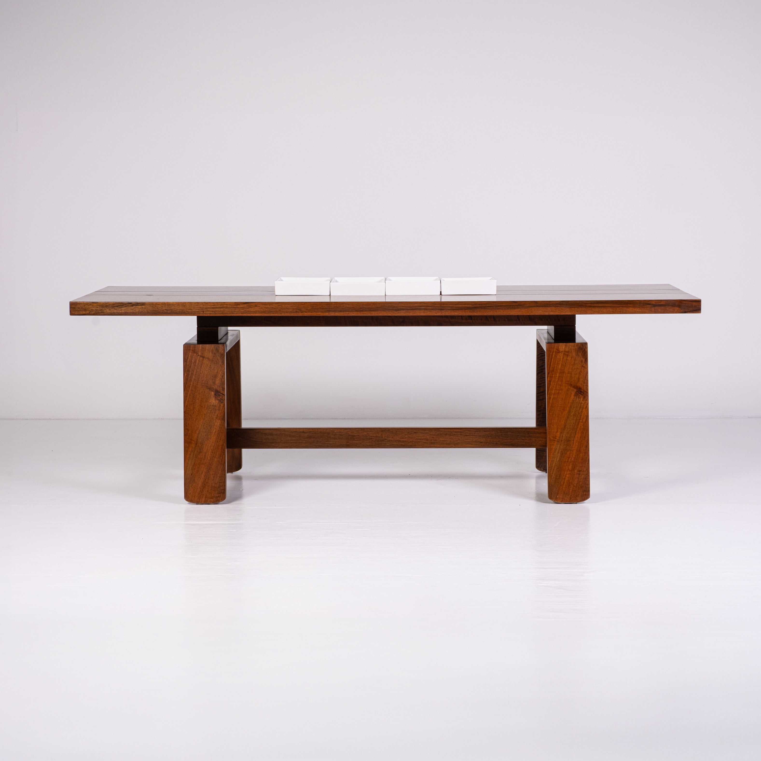 Table 611 – Designed by Silvio Coppola for Bernini
