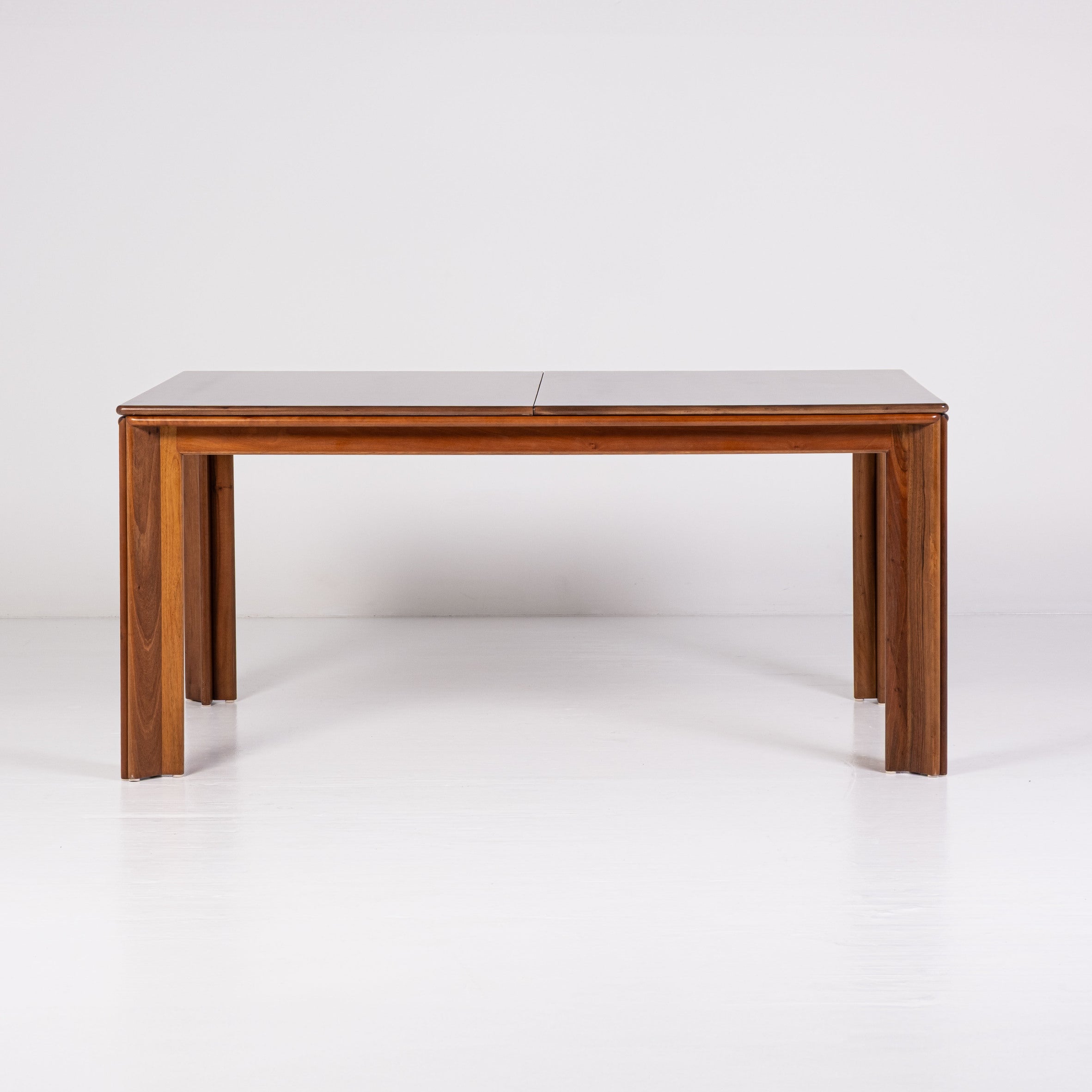 Table Mou d'Afra et Tobia Scarpa pour Molteni