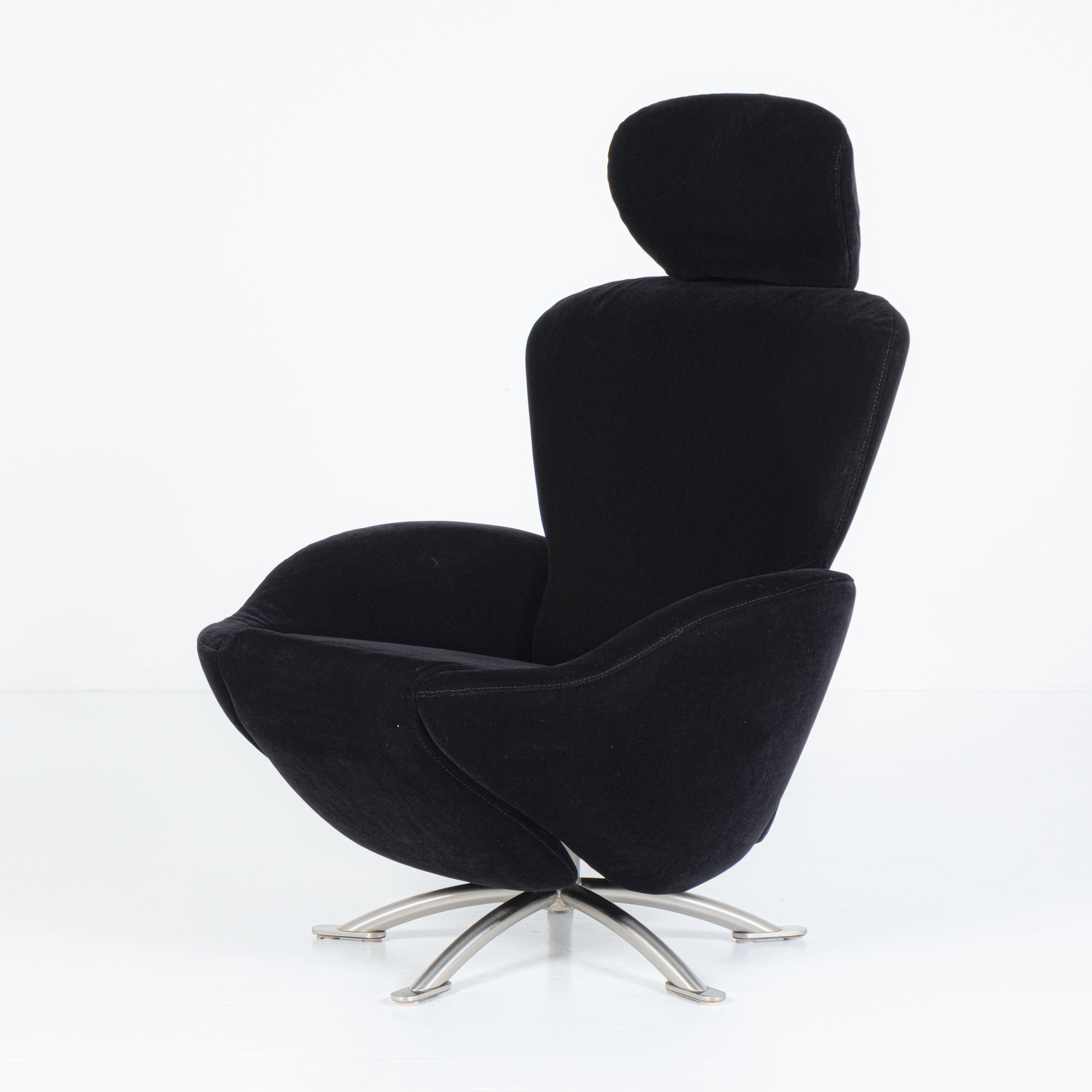 Dodo Armchair (K10) – Design Toshiyuki Kita for Cassina