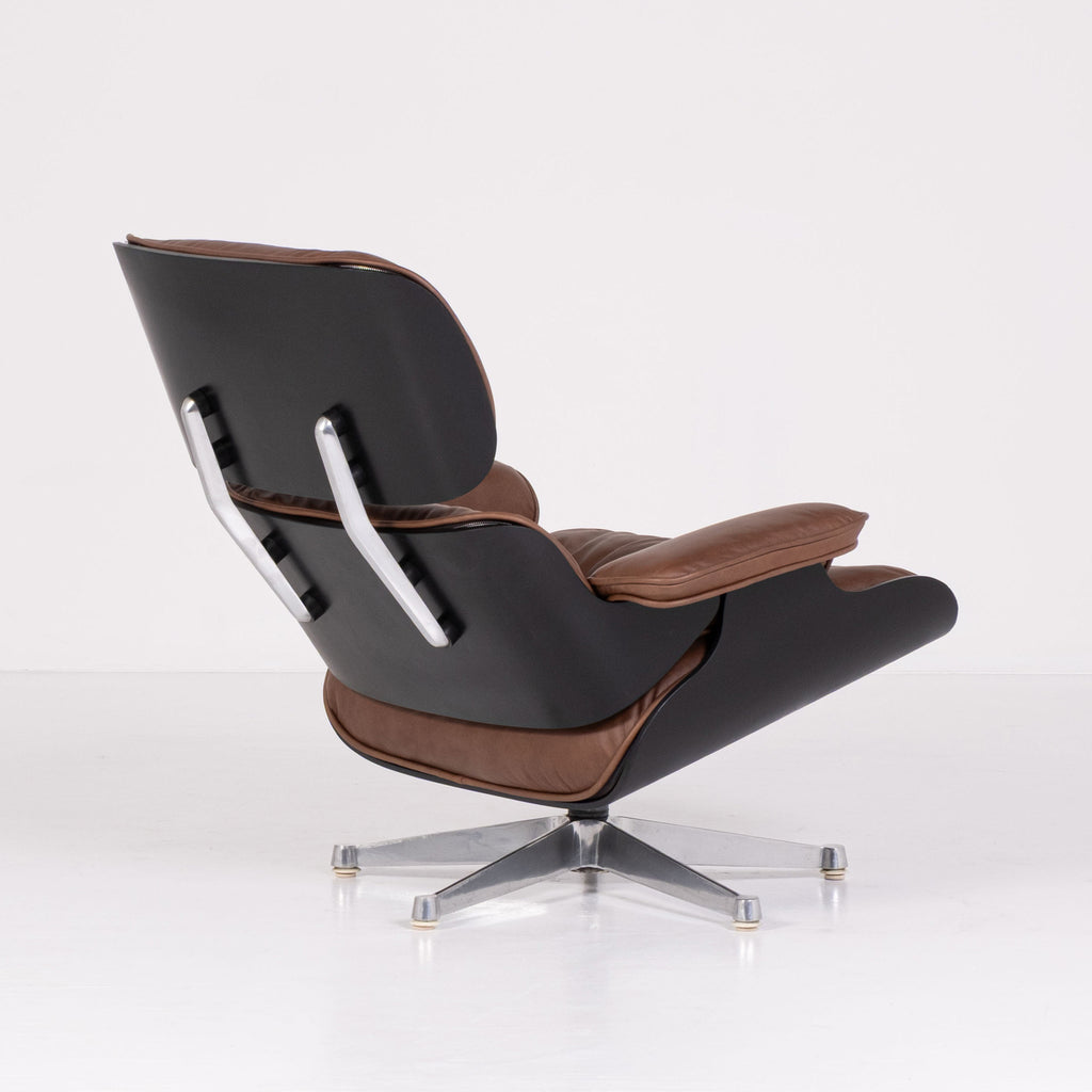Lounge Chair con Ottoman – Design Charles e Ray Eames per Herman Miller / ICF