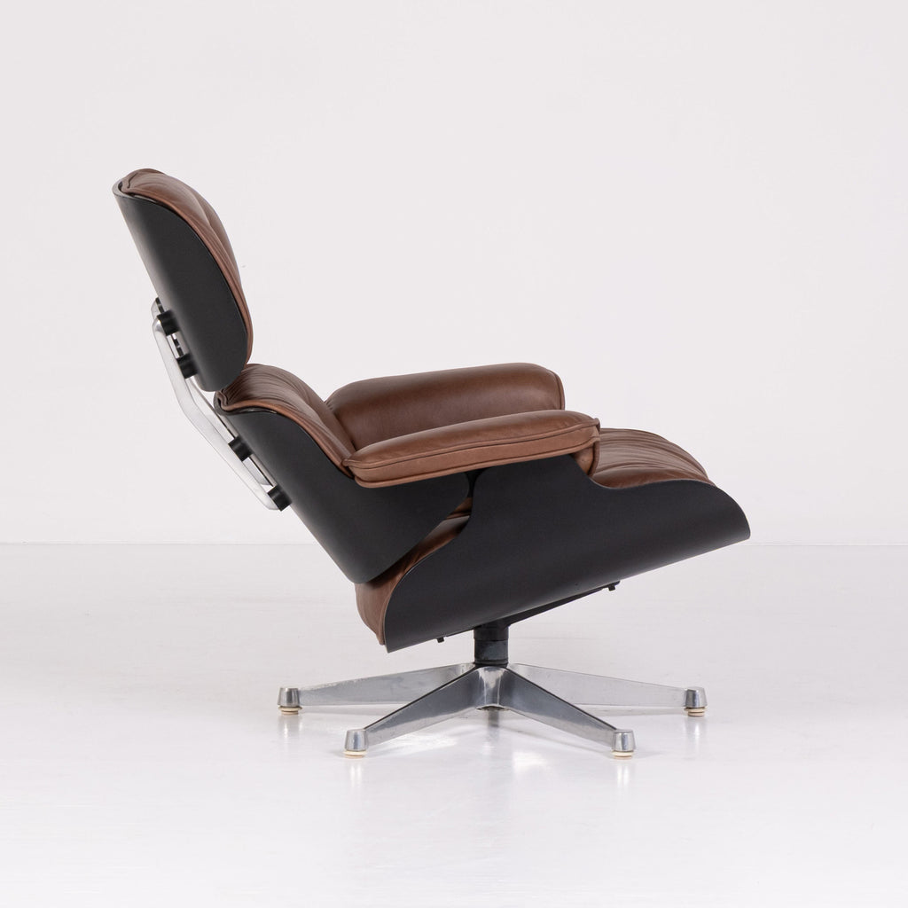 Lounge Chair con Ottoman – Design Charles e Ray Eames per Herman Miller / ICF