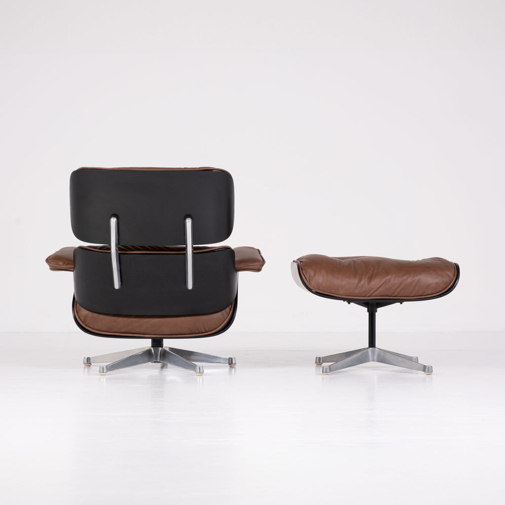 Lounge Chair con Ottoman – Design Charles e Ray Eames per Herman Miller / ICF