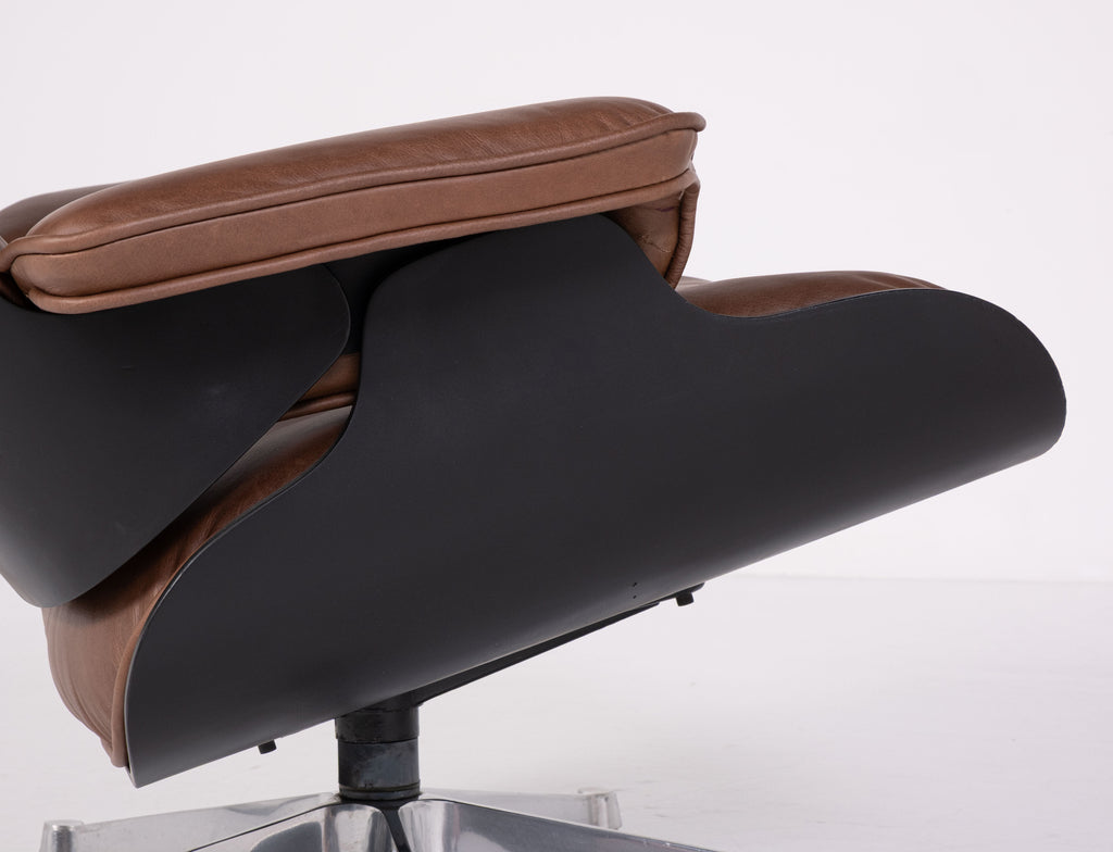 Lounge Chair con Ottoman – Design Charles e Ray Eames per Herman Miller / ICF