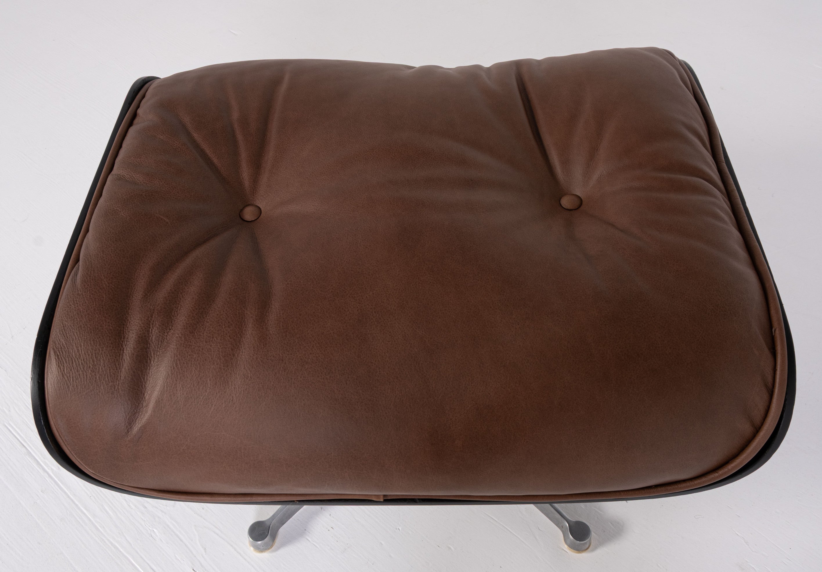 Lounge Chair con Ottoman – Design Charles e Ray Eames per Herman Miller / ICF