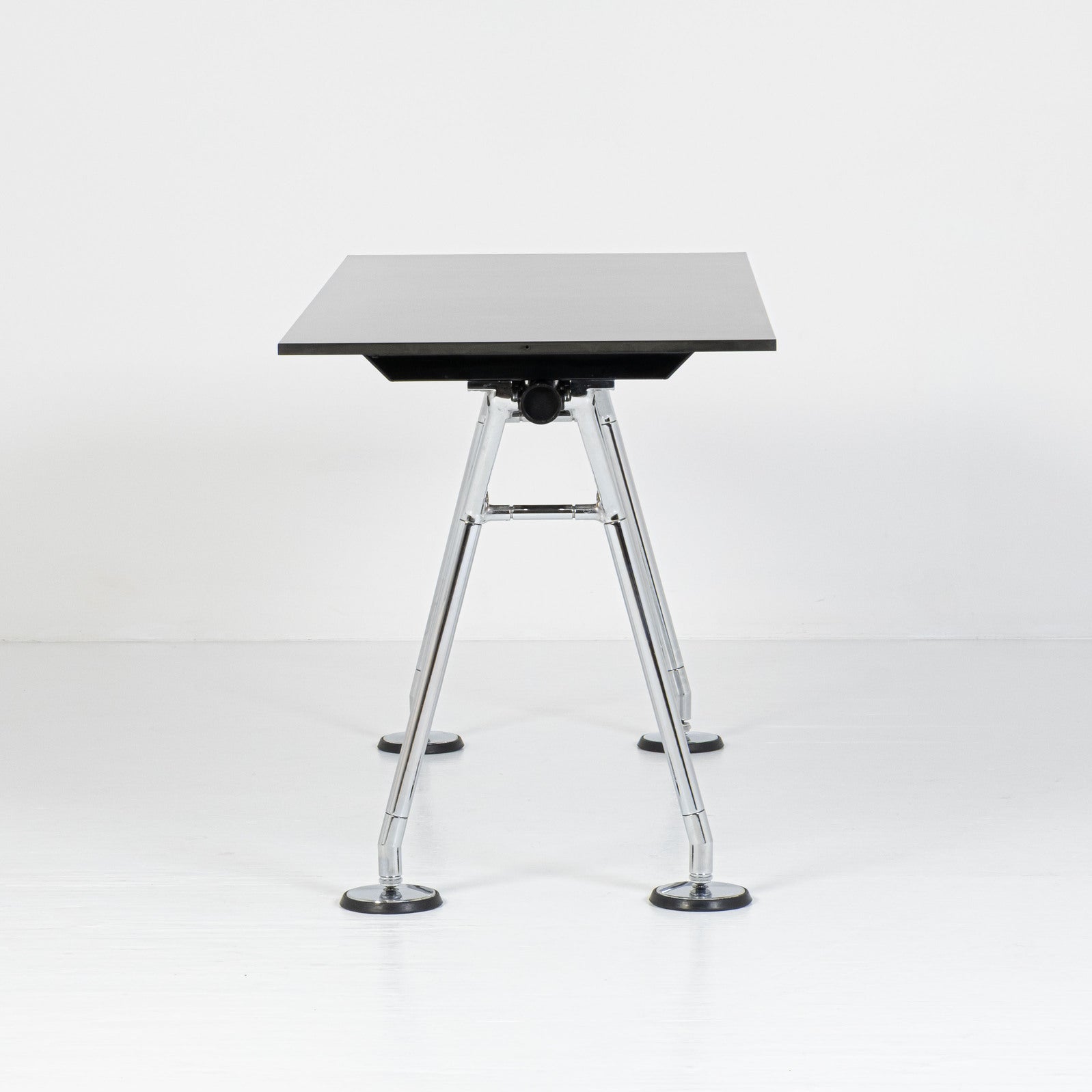 Tecno - Norman Foster - Scrivania Nomos