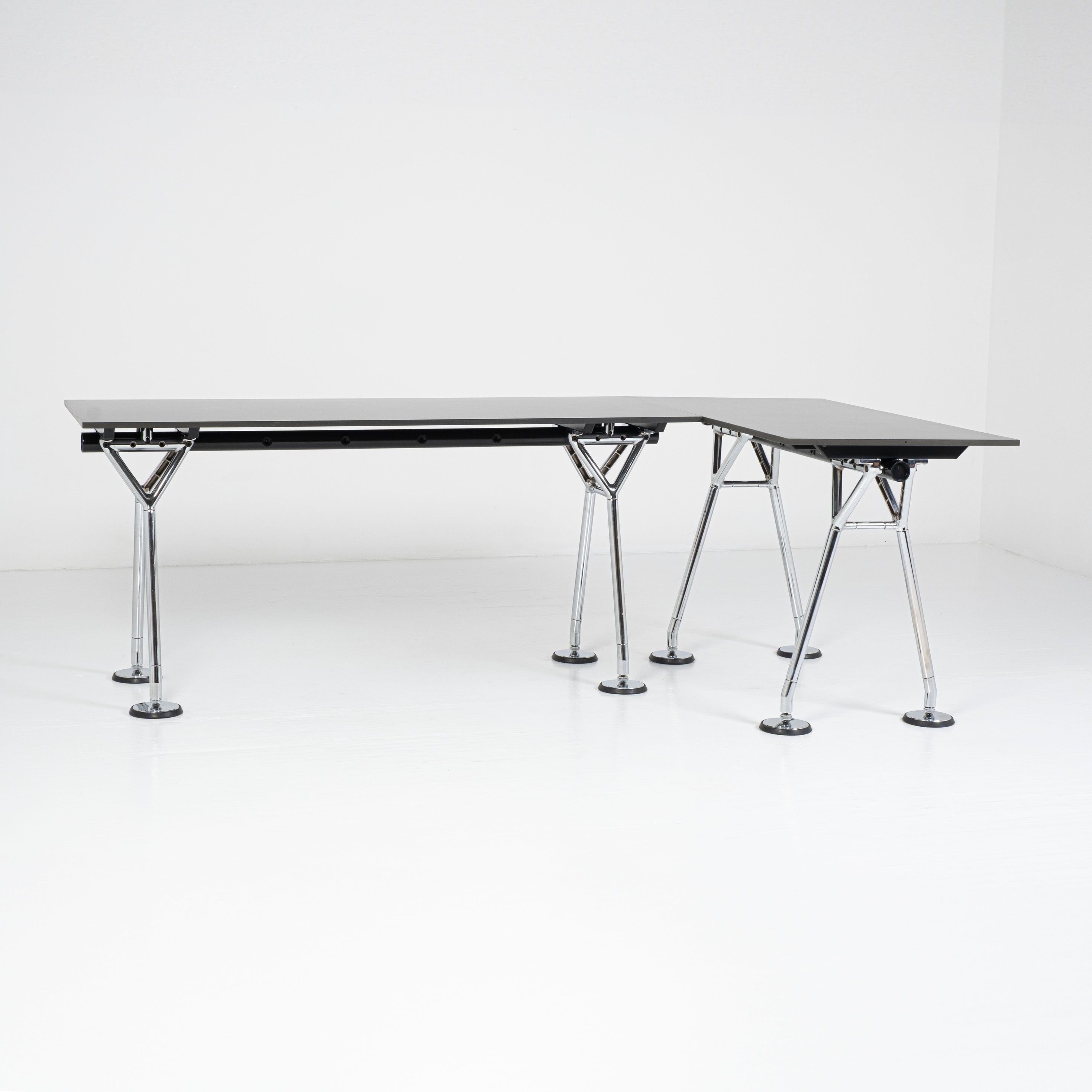Tecno - Norman Foster - Scrivania Nomos