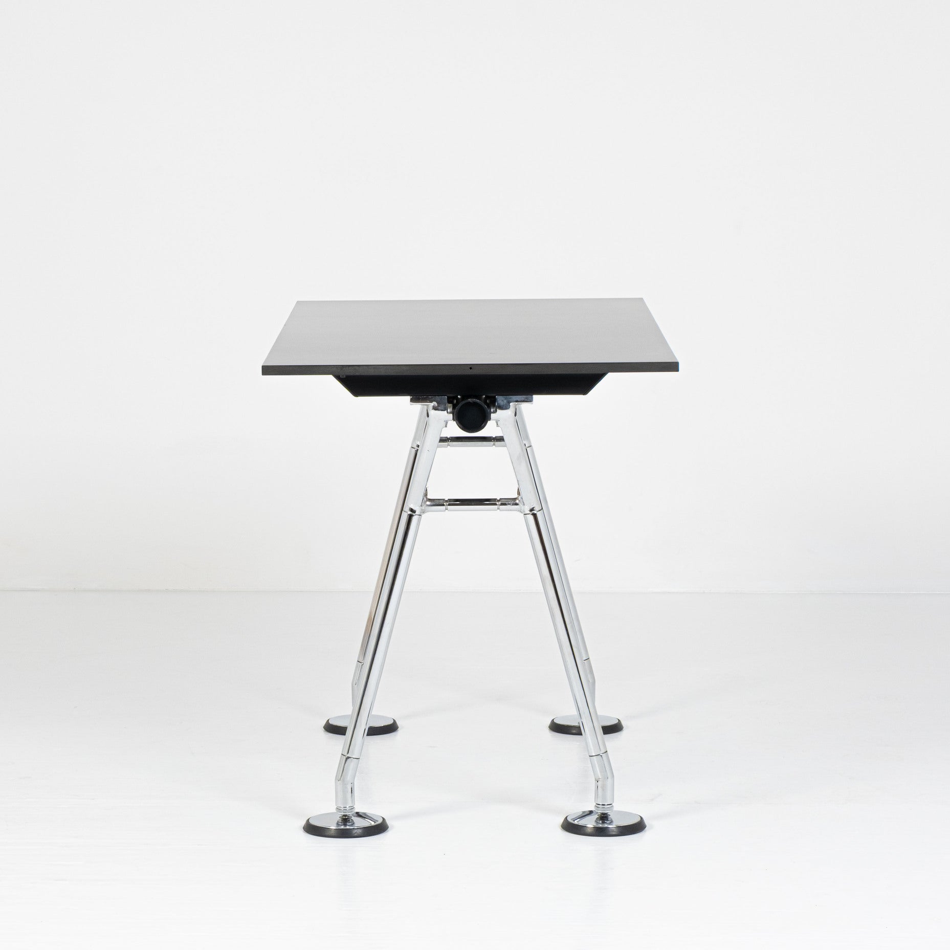 Tecno - Norman Foster - Scrivania Nomos