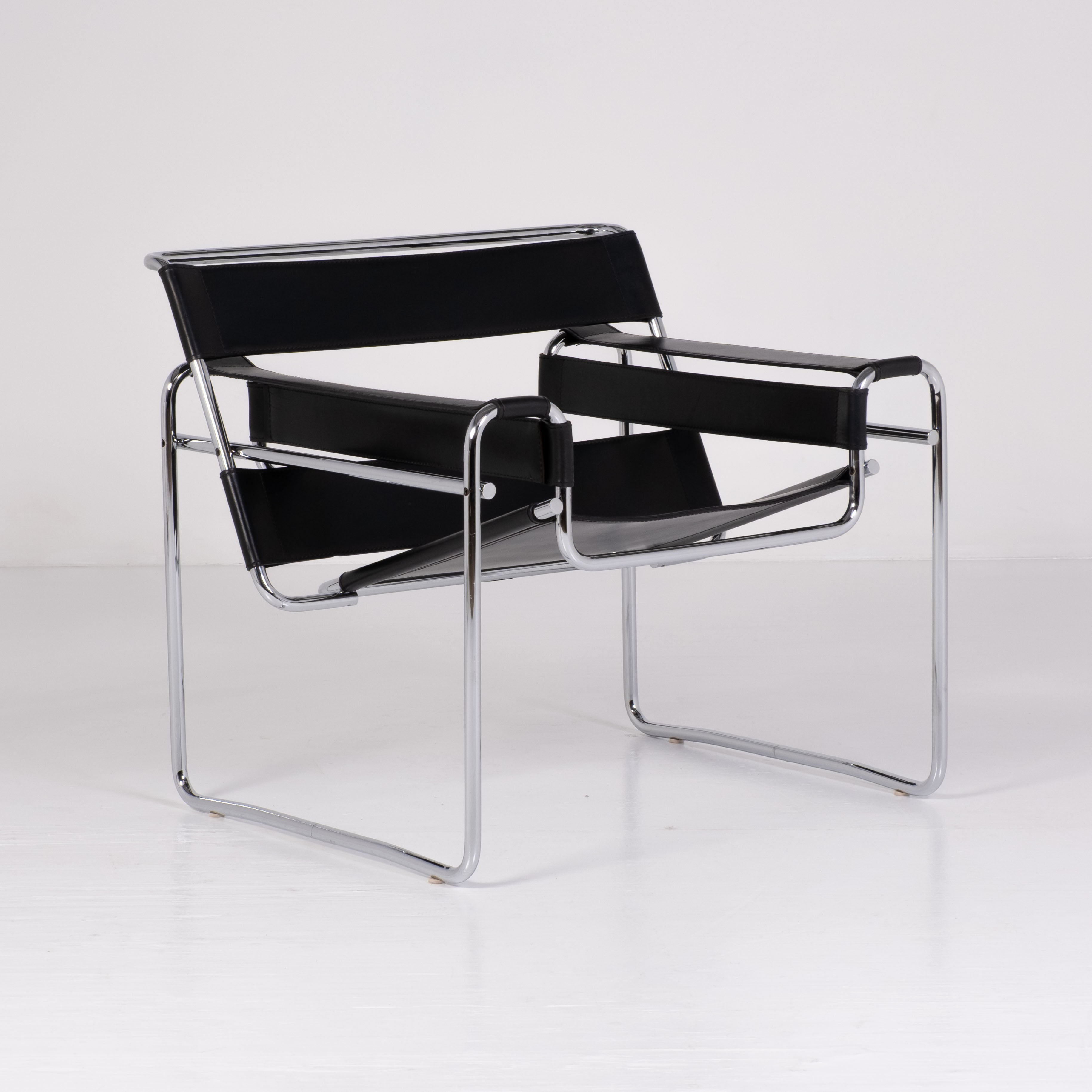 Chaise Wassily B3 – design Marcel Breuer pour Knoll