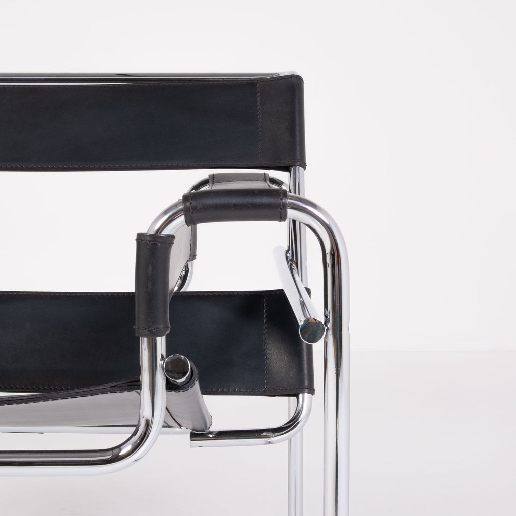 Chaise Wassily B3 – design Marcel Breuer pour Knoll