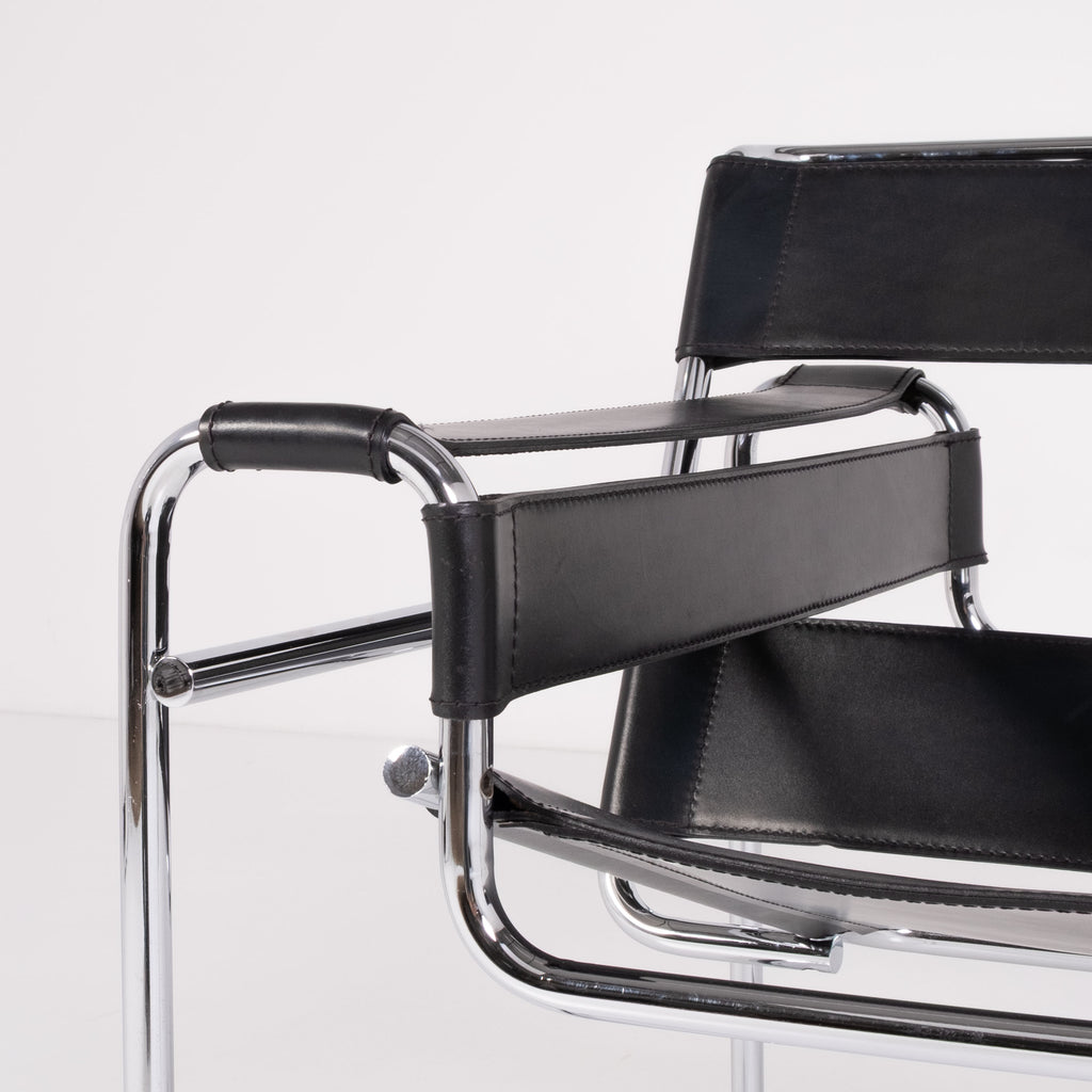 Chaise Wassily B3 – design Marcel Breuer pour Knoll