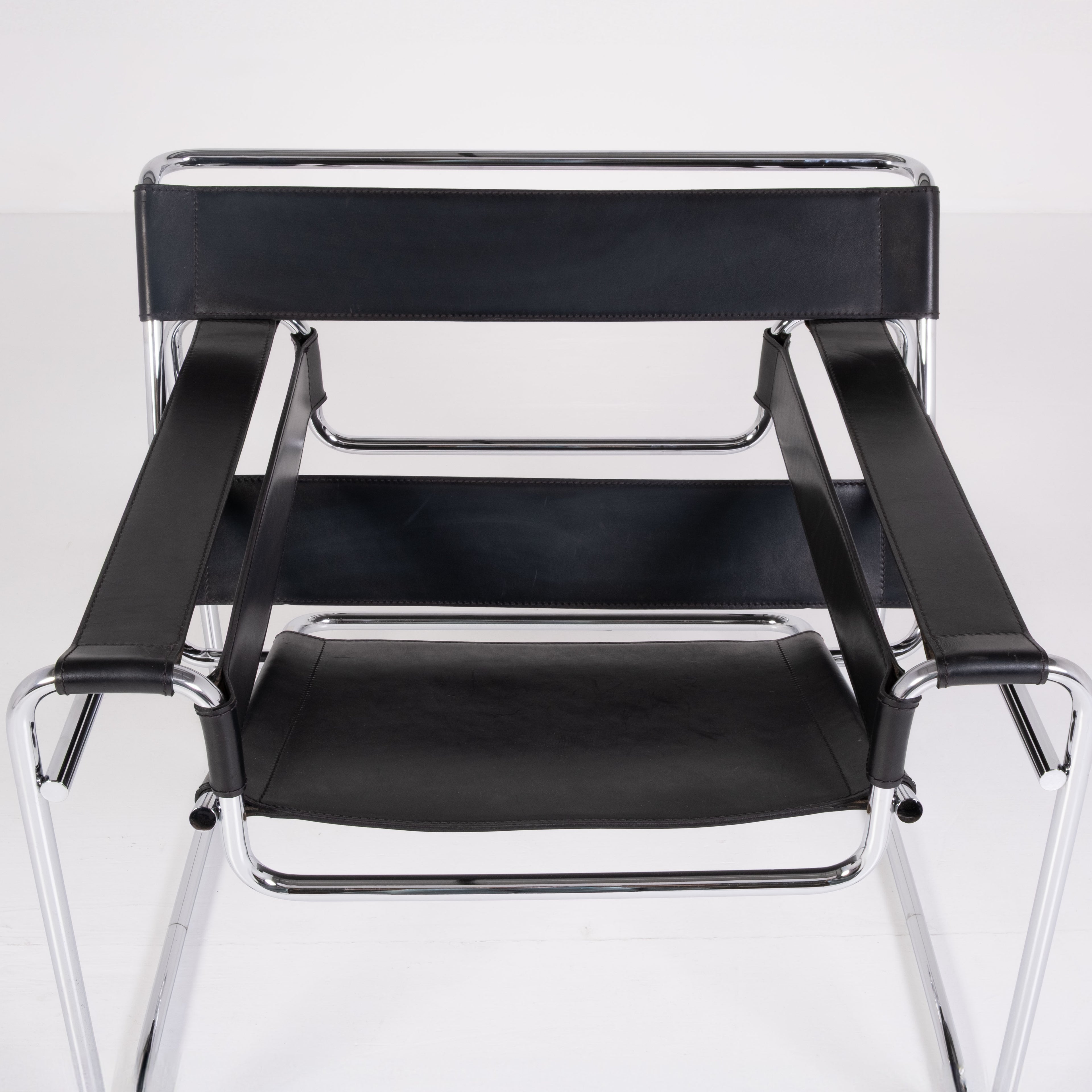 Chaise Wassily B3 – design Marcel Breuer pour Knoll