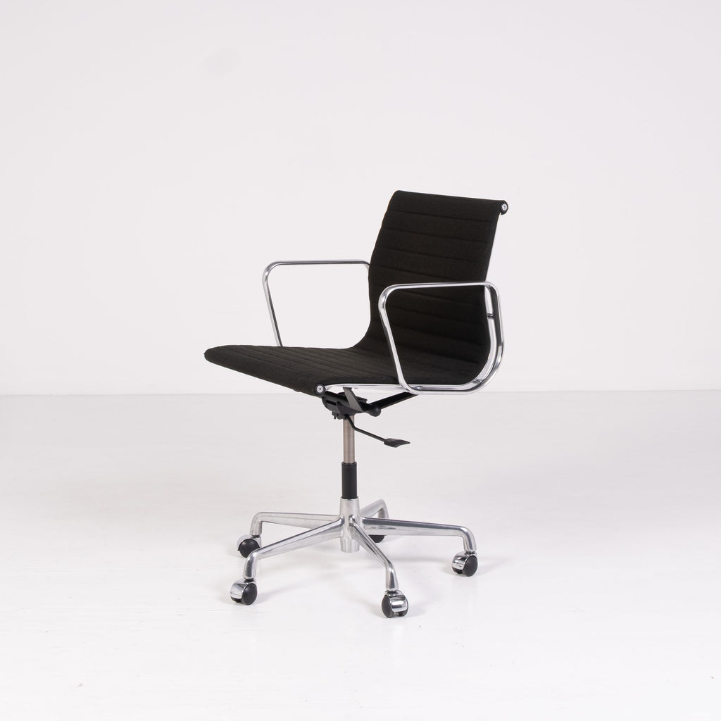 Sedia design ufficio - Eames, Ray Eames EA117