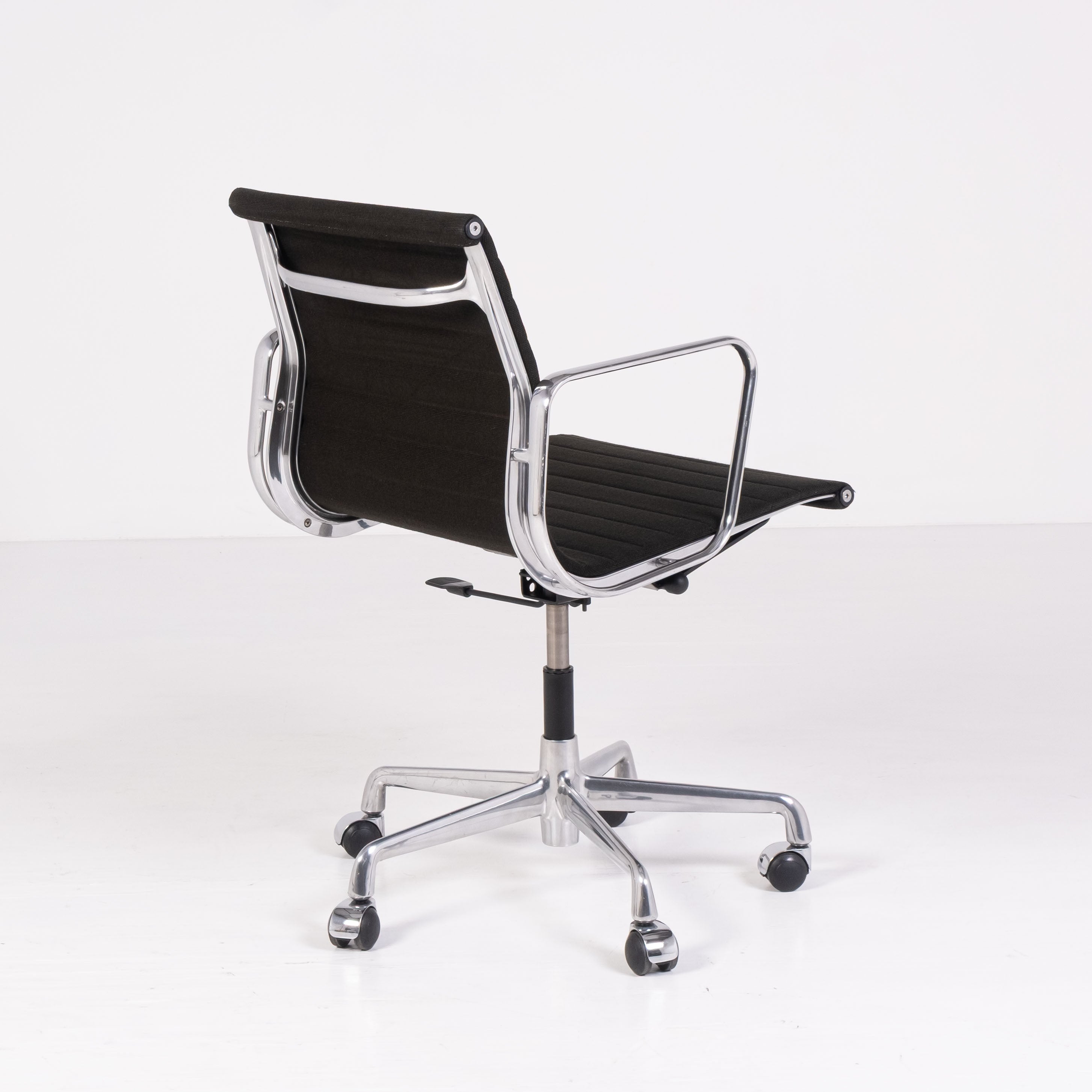 Sedia design ufficio - Eames, Ray Eames EA117