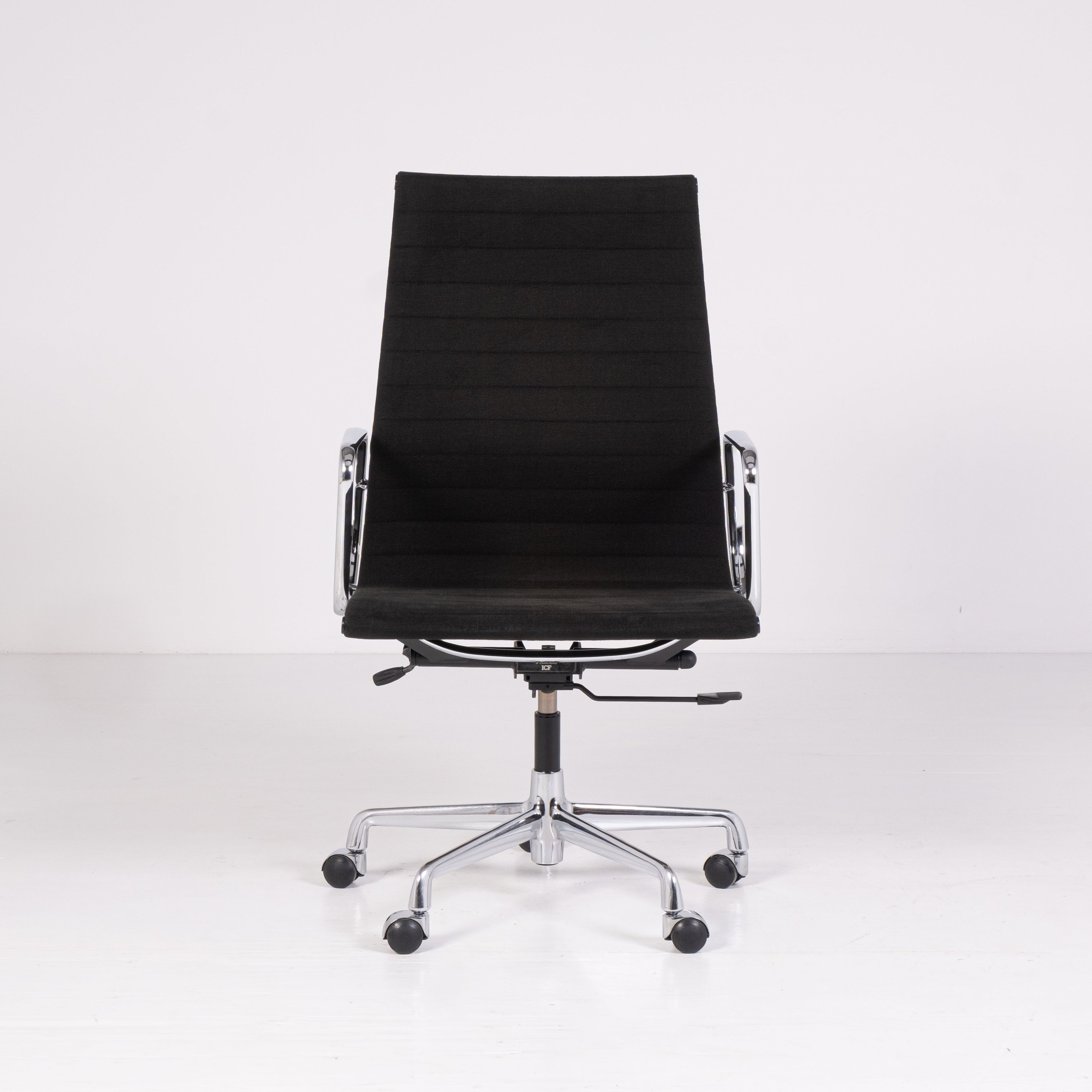 EA 119 Eames – ICF