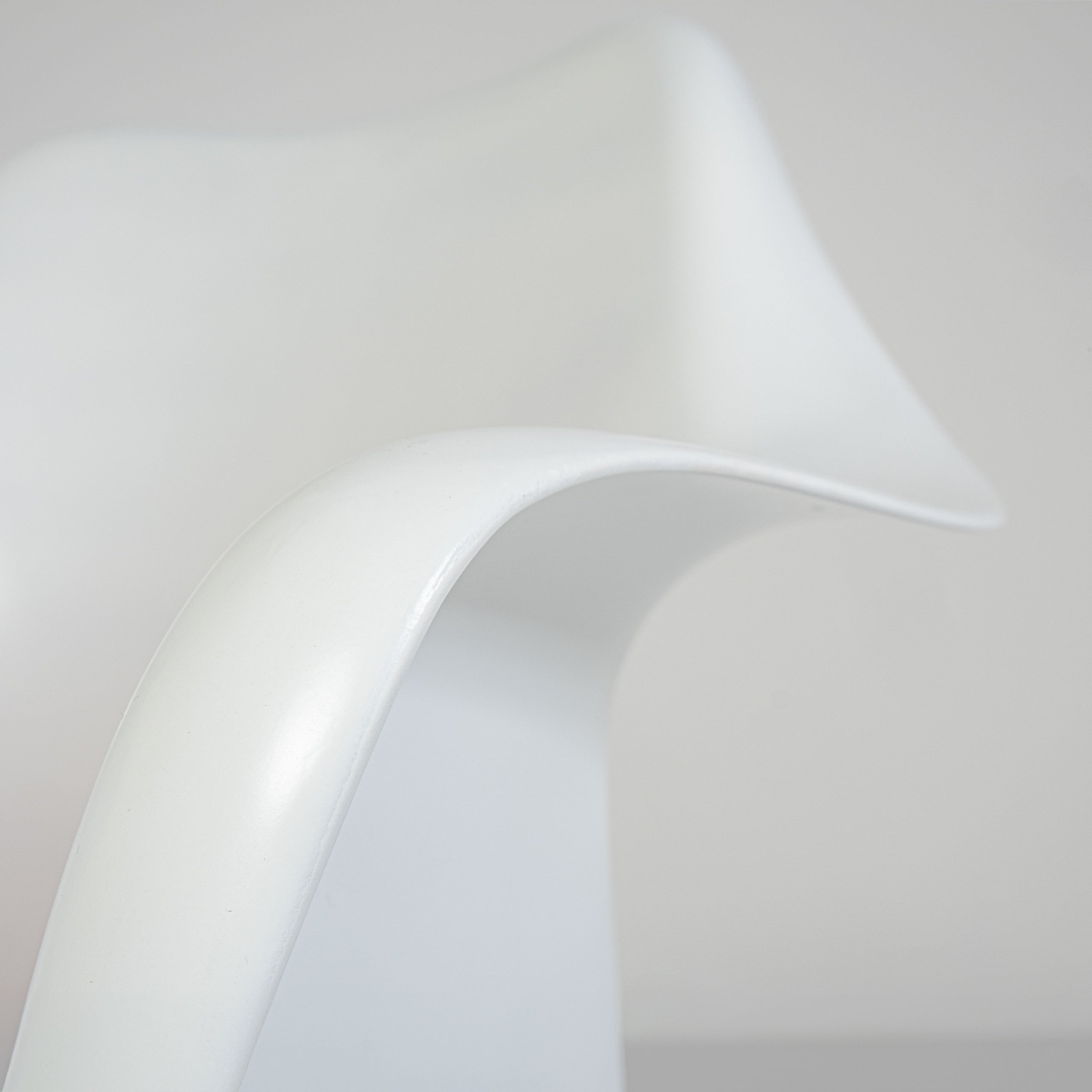 Set di 2 Poltroncine Tulip Girevoli con Braccioli – Design Eero Saarinen per Knoll International