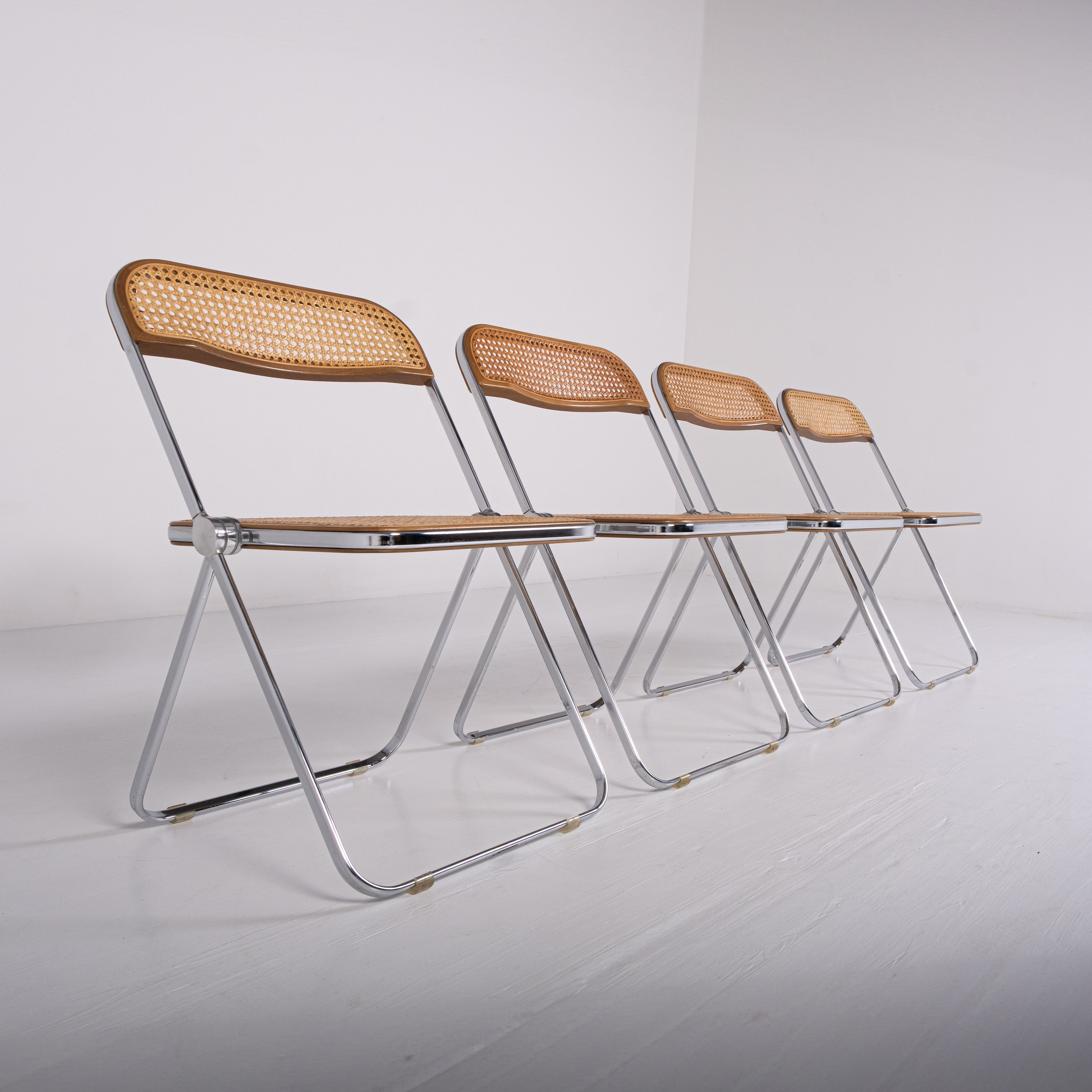 Ensemble de 4 chaises Plia Cané – G. Piretti Anonima Castelli