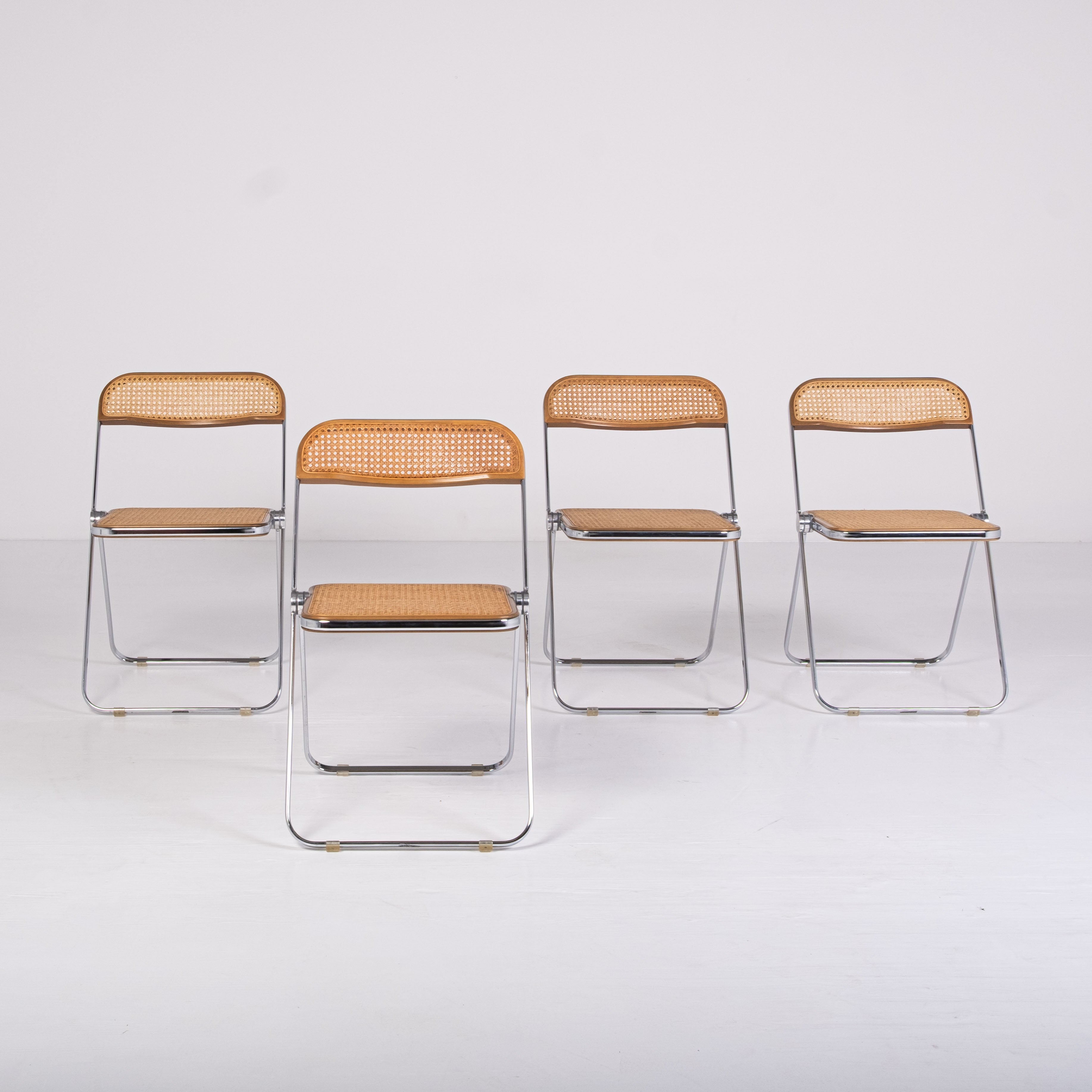 Ensemble de 4 chaises Plia Cané – G. Piretti Anonima Castelli