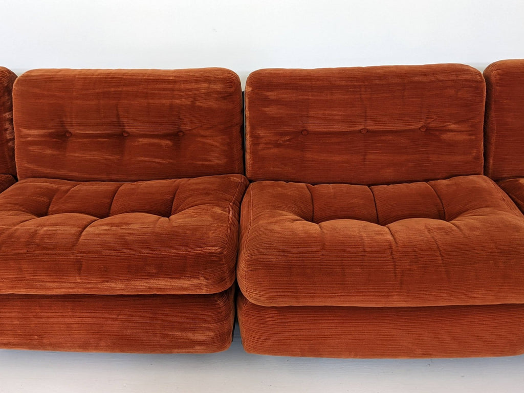 Salotto Modulare Amanta – 6 Poltrone – Design Mario Bellini per B&B Italia (1973)